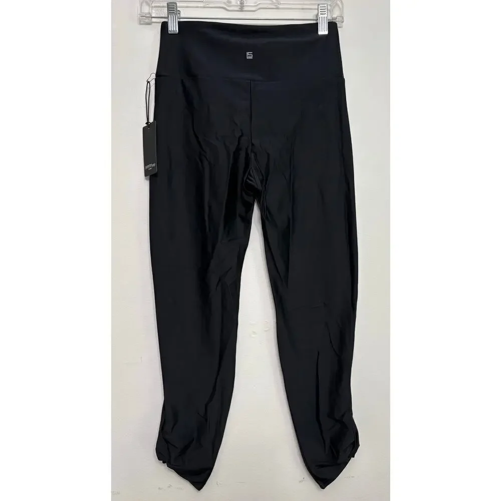 Lanston Sport women’s NWT’s black cropped leggings. Size medium
